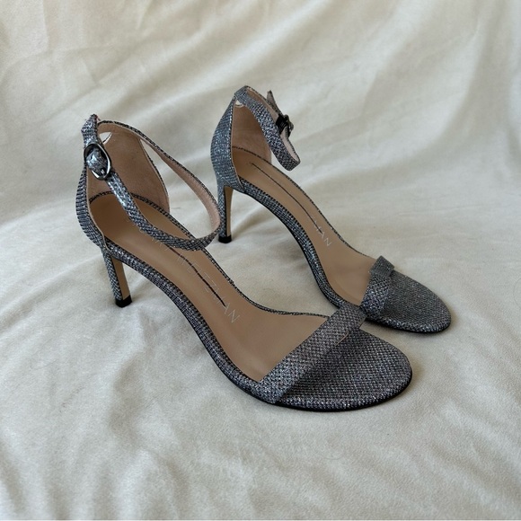 Stuart Weitzman Nunaked Straight Strap Sandal in
Gunmetal Size 5 NWOT - Picture 2 of 8